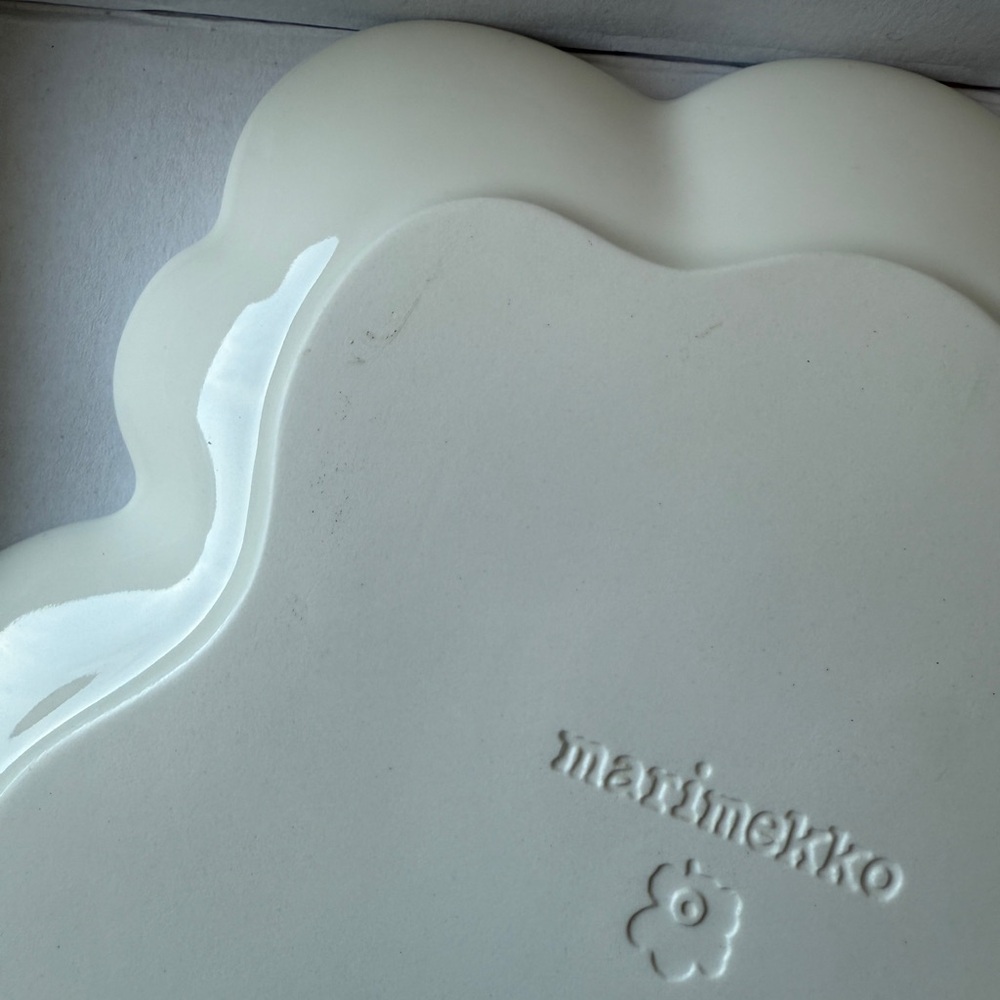 NIB Marimekko 20cm 60th Unikko 3D Plate - Picture 3 of 7